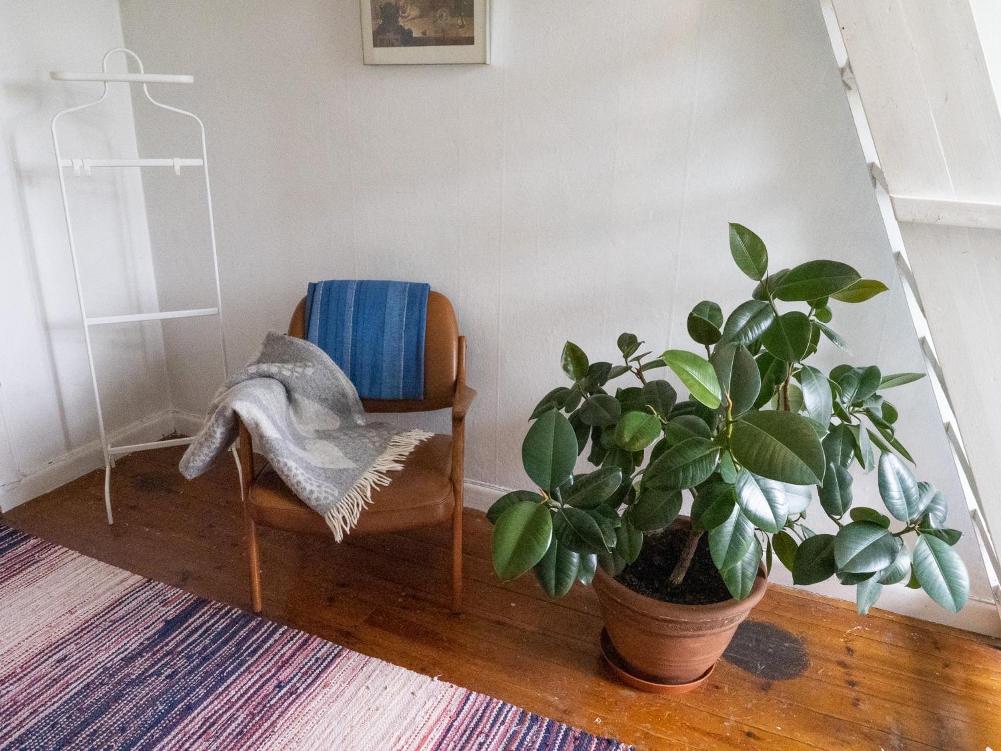 Lindsbergs Kursgard And Hostel Falun Room photo